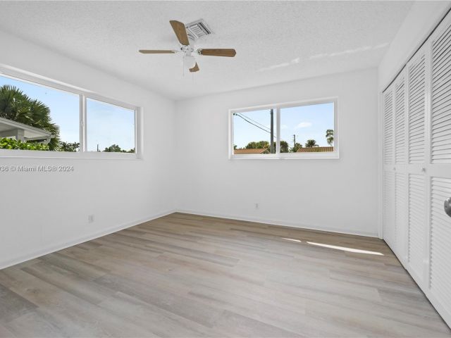 Home for rent at 28 SW 9th Ave N/A - photo 5391393