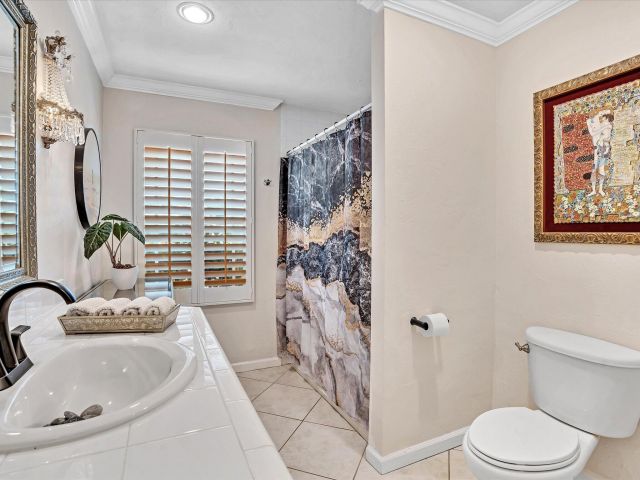 Home for sale at 3120 Sherwood Boulevard - photo 5400135
