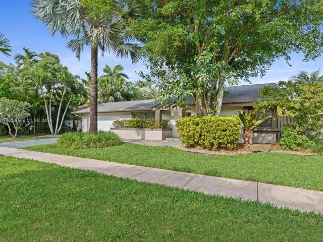 Home for sale at 10414 SW 115th Ct - photo 5392747