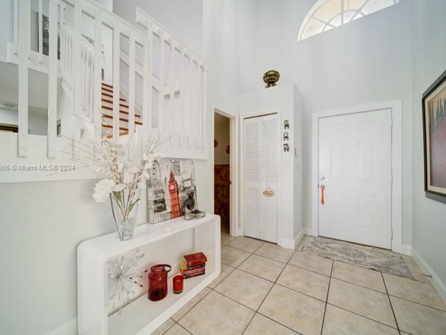 Home for rent at 7660 SW 163rd Pl 0 - photo 5395649
