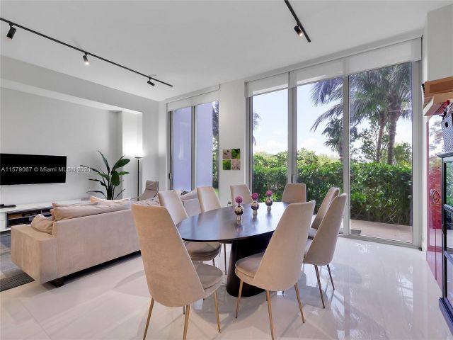 Home for sale at 16385 Biscayne Blvd 105 - photo 5395985