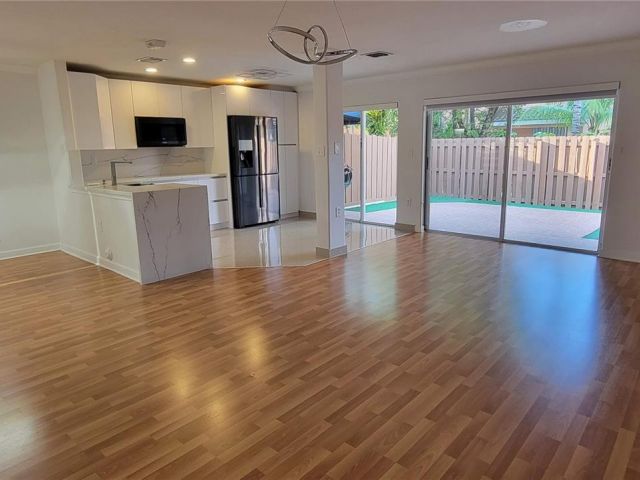 Home for rent at 16507 SW 68th Ter 16507 - photo 5395706