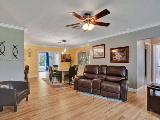 Home for sale at 4412 SW 24th Ave - photo 5405805