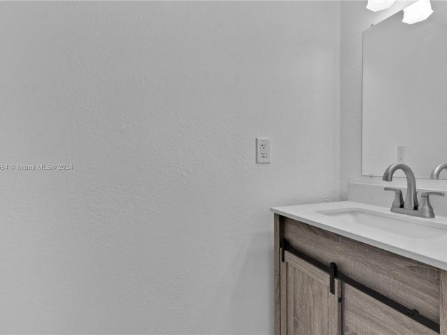 Home for sale at 9058 SW 148th Ct - photo 5396825