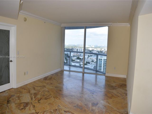 Apartment for sale  Unit #3011 - photo 5398959