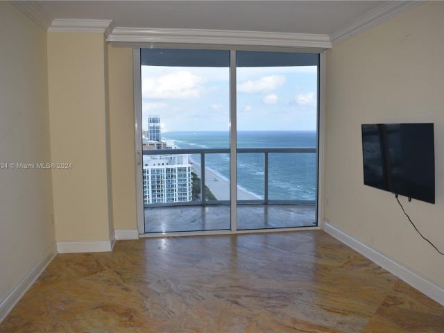 Apartment for sale  Unit #3011 - photo 5398966