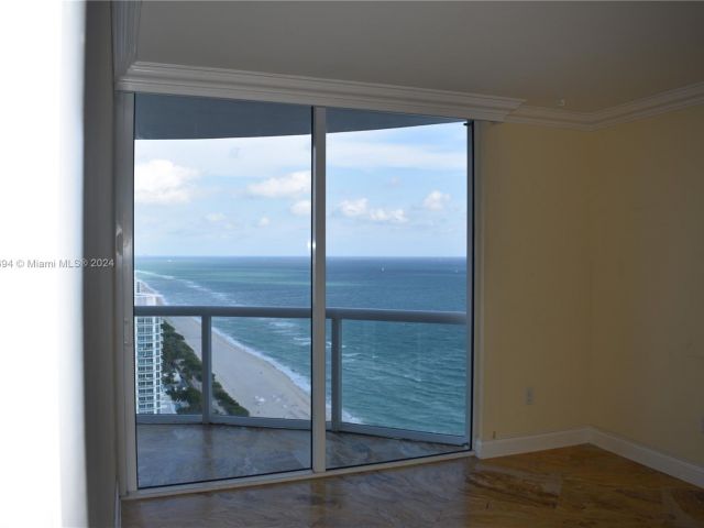 Apartment for sale  Unit #3011 - photo 5398967