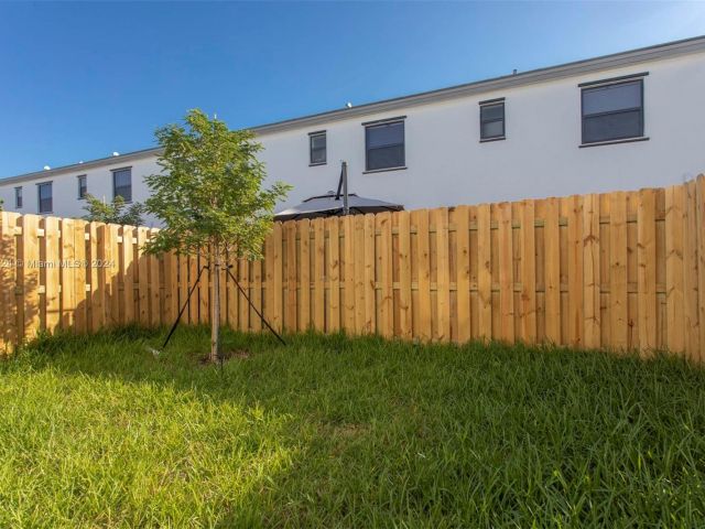 Home for rent at 13416 SW 287th St - photo 5398225