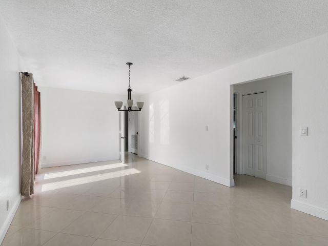 Home for sale at 1798 SW 9th Street - photo 5399237