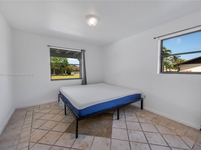 Home for rent at 1453 NW 20th St 1453 - photo 5407645