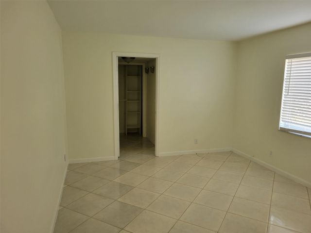 Home for rent at 3343 NW 68th Ct - photo 5410122