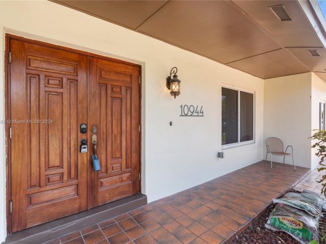 Home for sale at 10944 SW 158th Ter - photo 5411421