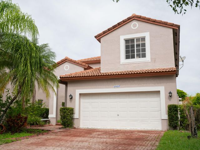 Home for sale at 19257 NW 14th Street - photo 5404958