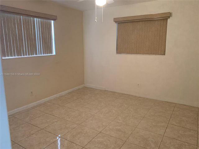 Home for rent at 308 N 56th Ave - photo 5405246