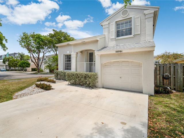 Home for sale at 10061 SW 118th Ct - photo 5459931