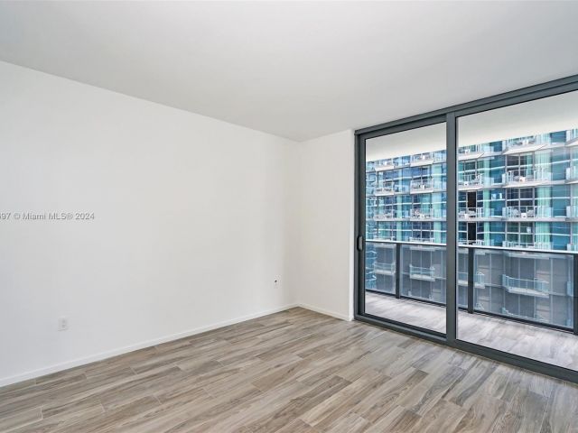 Apartment for sale  Unit #2705 - photo 5409954