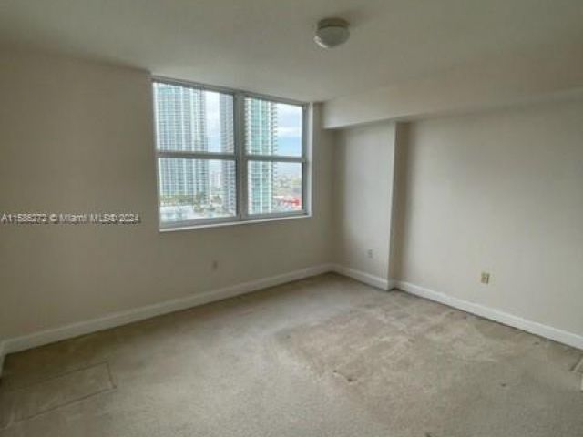 Apartment for rent  Unit #2107 - photo 5407312