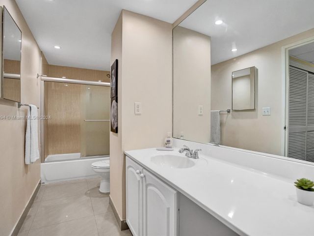 Apartment for sale  Unit #5K - photo 5410131