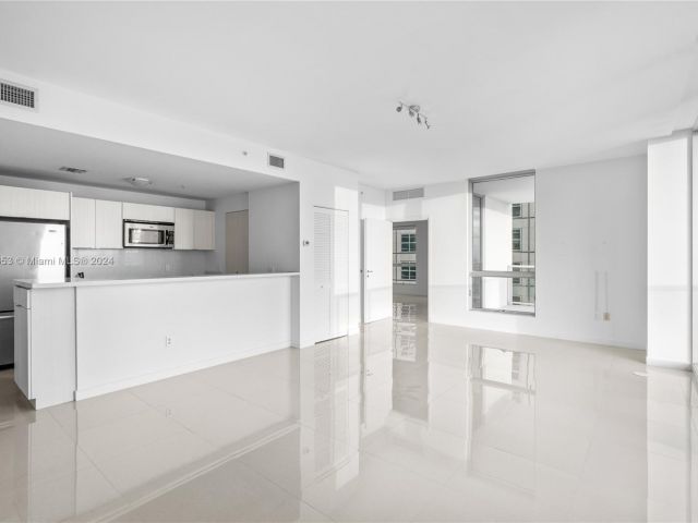 Apartment for sale  Unit #T-2616 - photo 5408391