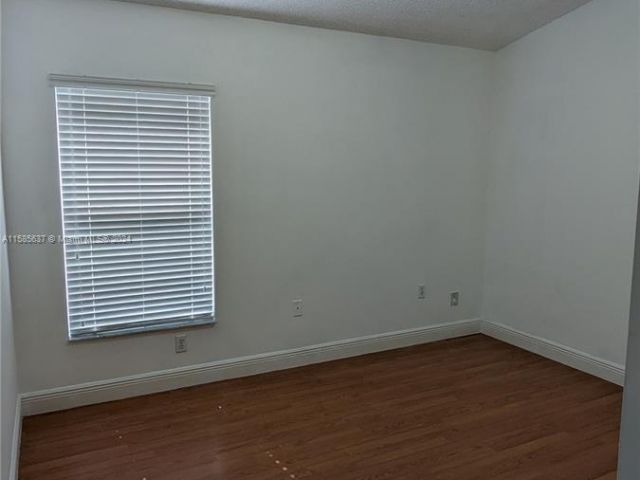 Home for rent at 14202 NW 20th St 0 - photo 5410720