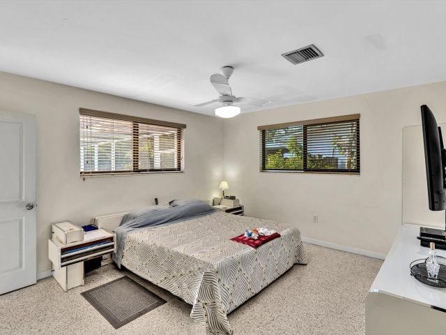 Home for sale at 19321 NE 18th Place - photo 6771683