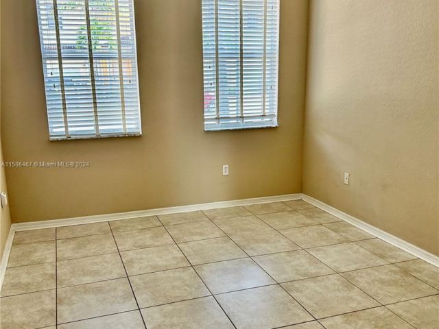 Home for rent at 12562 SW 124th Ter - photo 5411701