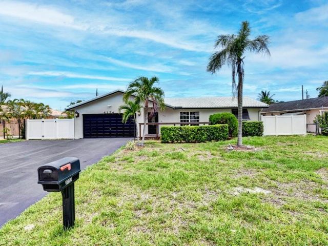 Home for rent at 4274 NW 2nd Court - photo 5427383