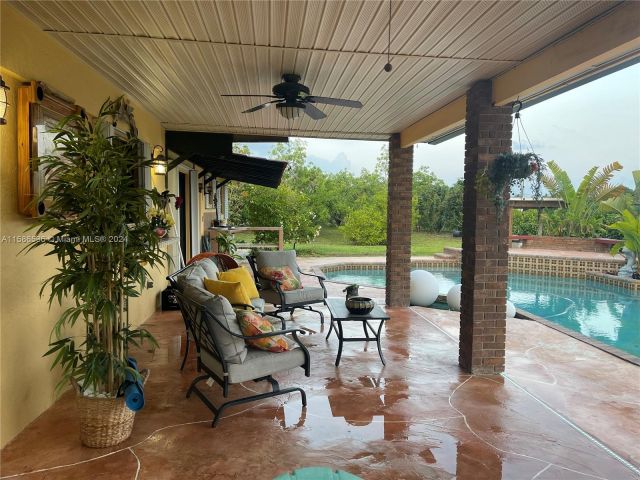 Home for sale at 25400 SW 209th Ave - photo 5407678