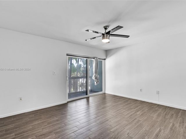 Home for sale at 3804 NE 6th Ave 3 - photo 5406981