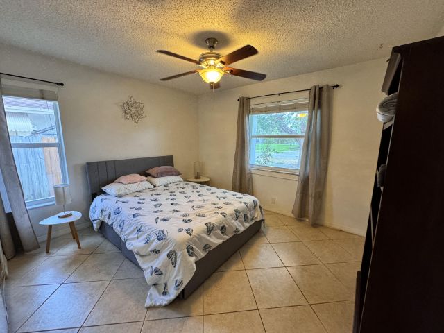 Home for rent at 1361 SW 26th Avenue - photo 5425737