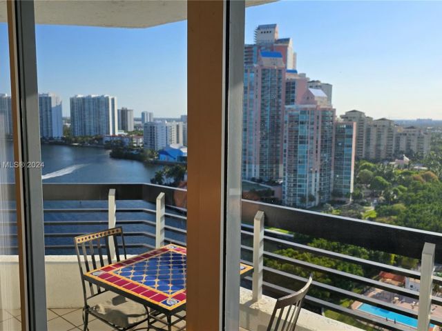 Apartment for sale  Unit #2103 - photo 5415212