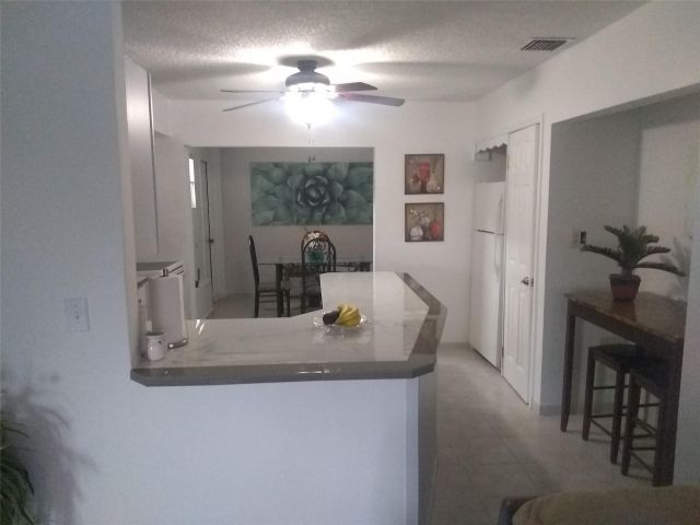 Home for rent at 2140 N 57th Ave - photo 5408995