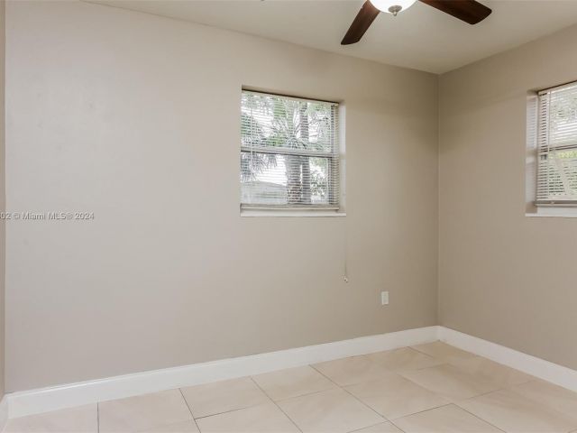 Home for rent at 1530 N 68th Ave - photo 5409371