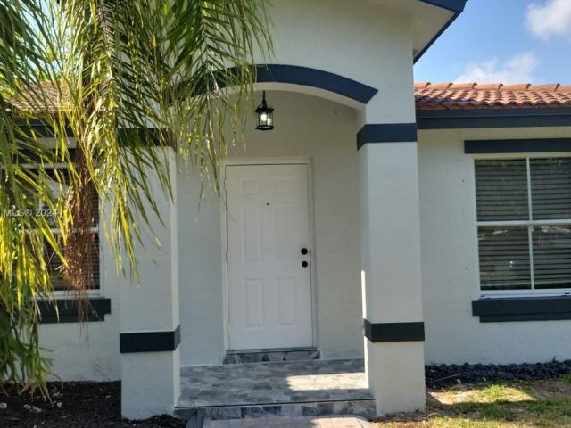 Home for sale at 11249 SW 244th Ter - photo 5411089