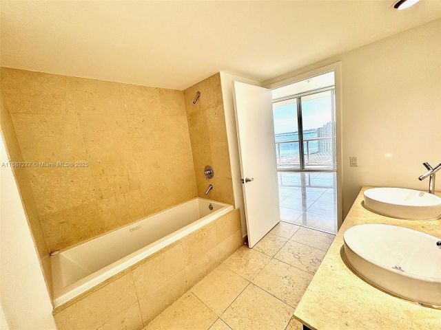Apartment for sale  Unit # - photo 5915107