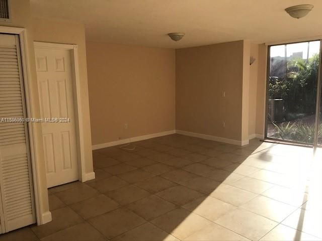 Home for rent at 6236 SW 139th Ct 6236 - photo 5412627