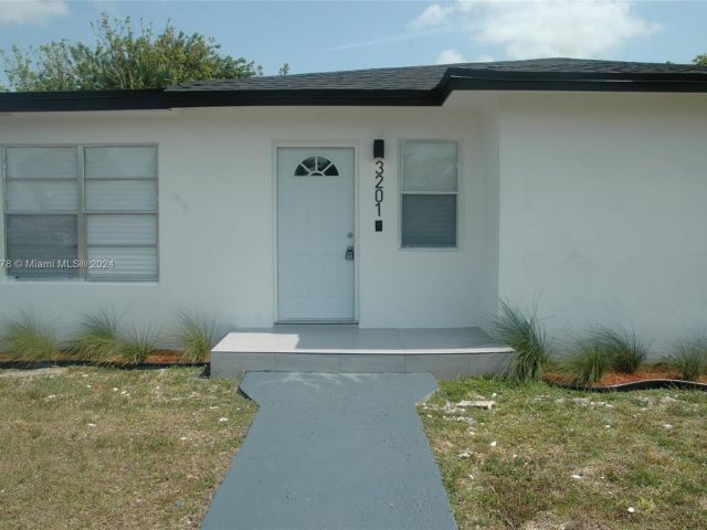 Home for sale at 3201 NW 214th St - photo 5425142