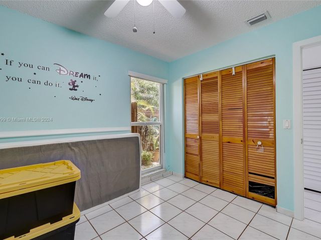 Home for sale at 4214 SW 137 pl - photo 5412682