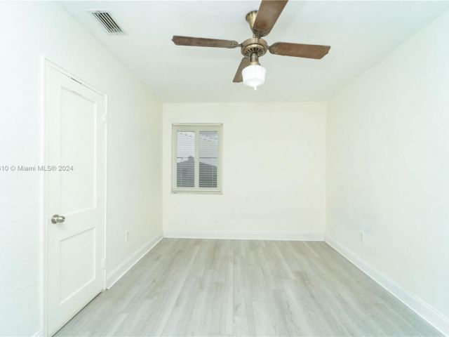 Home for rent at 4070 NW 5th St 4070 - photo 5413627