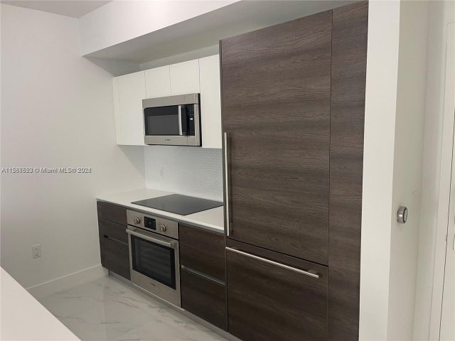 Apartment for sale  Unit #608 - photo 5989608