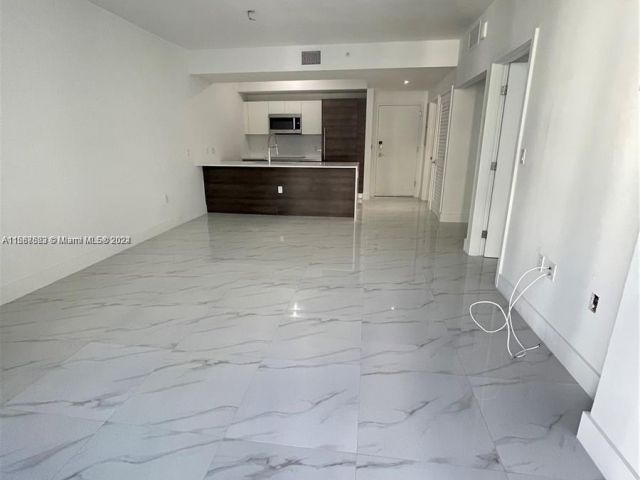 Apartment for sale  Unit #608 - photo 5989610