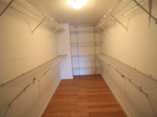 Apartment for rent  Unit #825 - photo 5416284