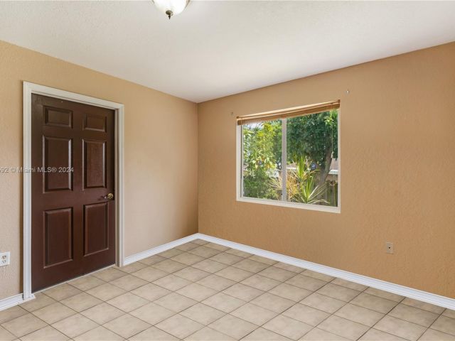 Home for sale at 13472 SW 282nd Ter - photo 5434277