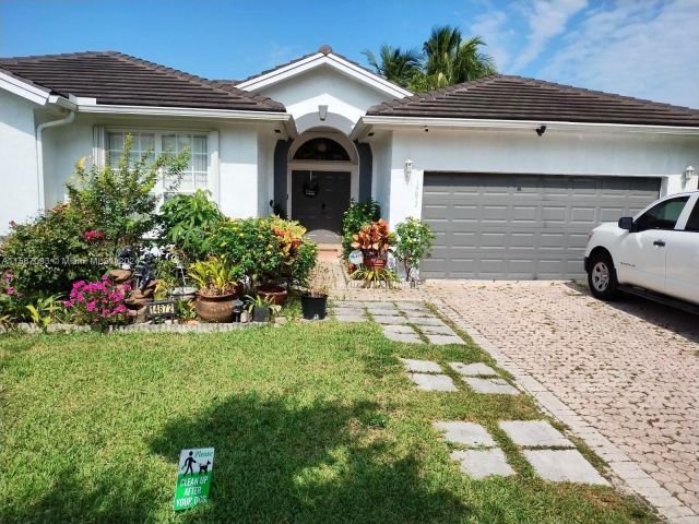 Home for sale at 14872 SW 158th Pl - photo 5436160