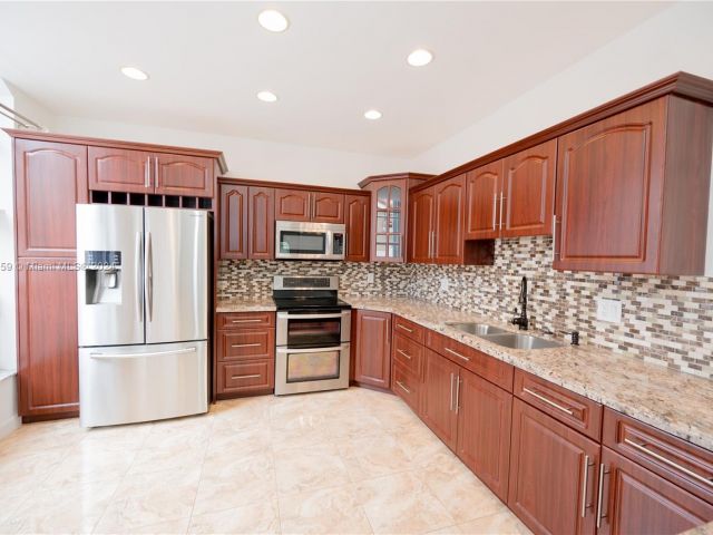 Home for sale at 1898 NW 208th Way - photo 5429602