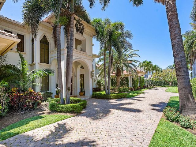 Home for sale at 1801 Royal Palm Way - photo 5426987