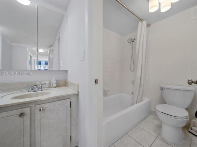 Apartment for rent  Unit #1207 - photo 5418545