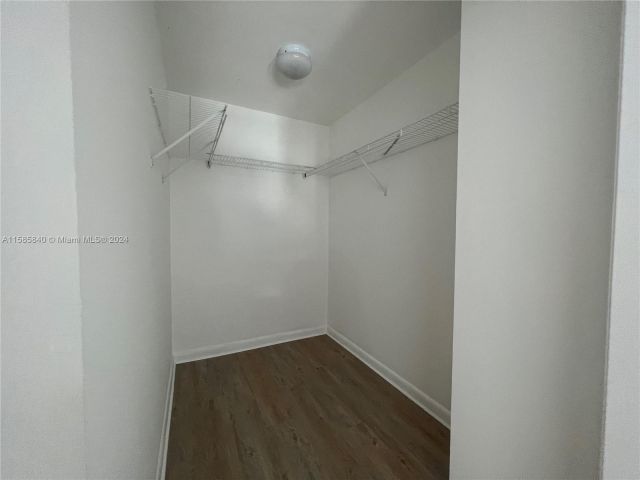 Apartment for sale  Unit #642 - photo 5422289