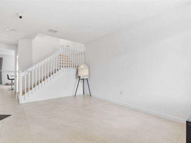 Home for rent at 20849 NE 7th Ct - photo 5440143