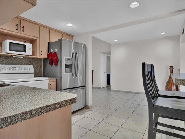 Home for sale at 2720 SW 92nd Ave - photo 5433796